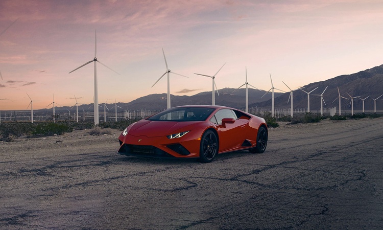 Lamborghini Huracan India Price Review Images