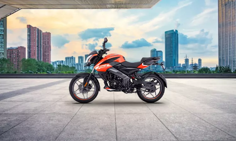 Bajaj Pulsar Ns 125 Bs6 Price 21 Mileage Specs Images Of Pulsar Ns 125 Carandbike