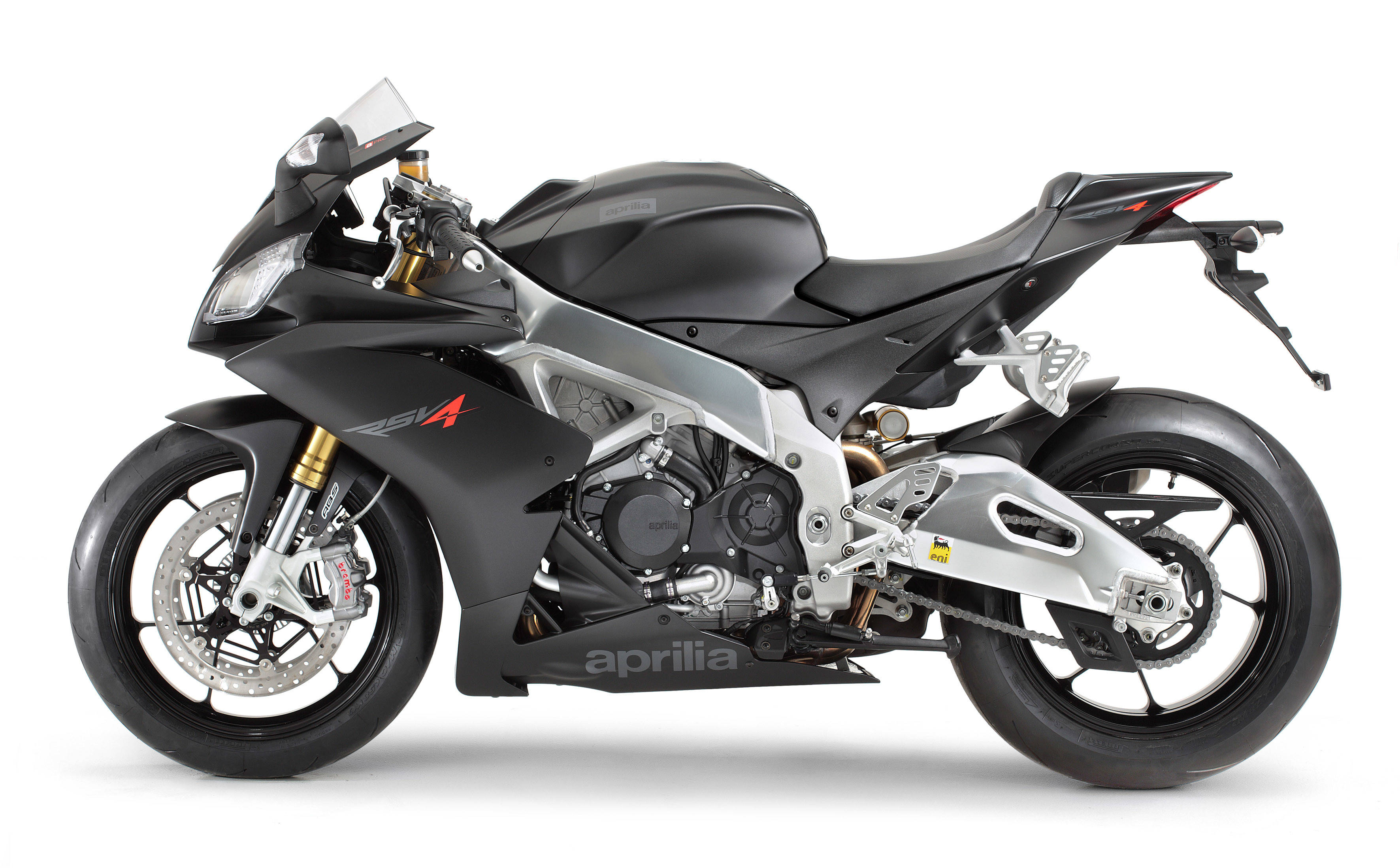 Aprilia RSV4 Price 2025 Mileage, Specs, Images of RSV4 carandbike