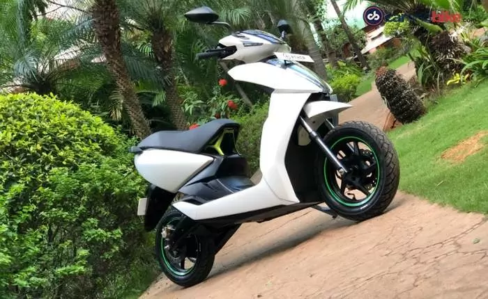 Ather 450 Price 21 Mileage Specs Images Of 450 Carandbike