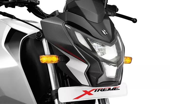 Hero Xtreme 160r Bs6 Price 21 Mileage Specs Images Of Xtreme 160r Carandbike