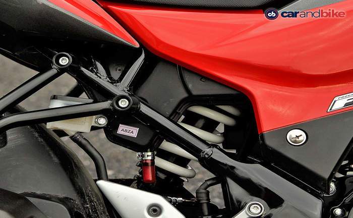 Hero Xtreme 160r Bs6 Price 21 Mileage Specs Images Of Xtreme 160r Carandbike