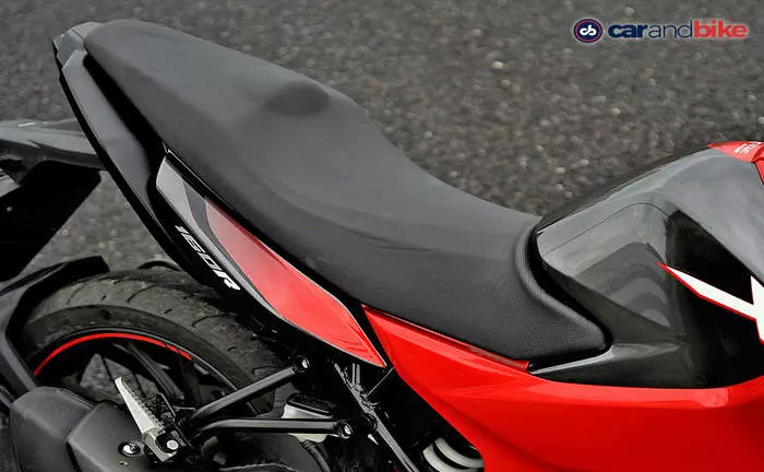 Hero Xtreme 160r Price 21 Mileage Specs Images Of Xtreme 160r Carandbike Hero Xtreme 160r Price 21 Mileage Specs Images Of Xtreme 160r Carandbike