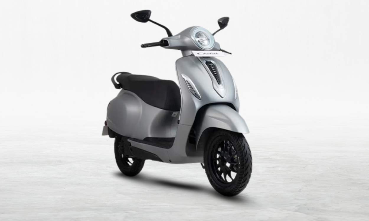 Bajaj Chetak Electric Scooter : Price, Images, Specs & Reviews - carandbike.com