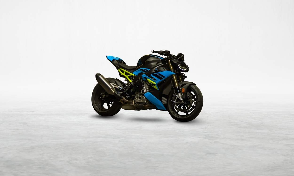 Bmw S 1000 R Bs6 Price 21 Mileage Specs Images Of S 1000 R Carandbike Bmw S 1000 R Bs6 Price 21 Mileage Specs Images Of S 1000 R Carandbike