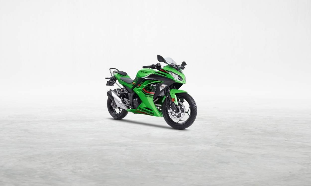 On road price kawasaki ninja deals 300