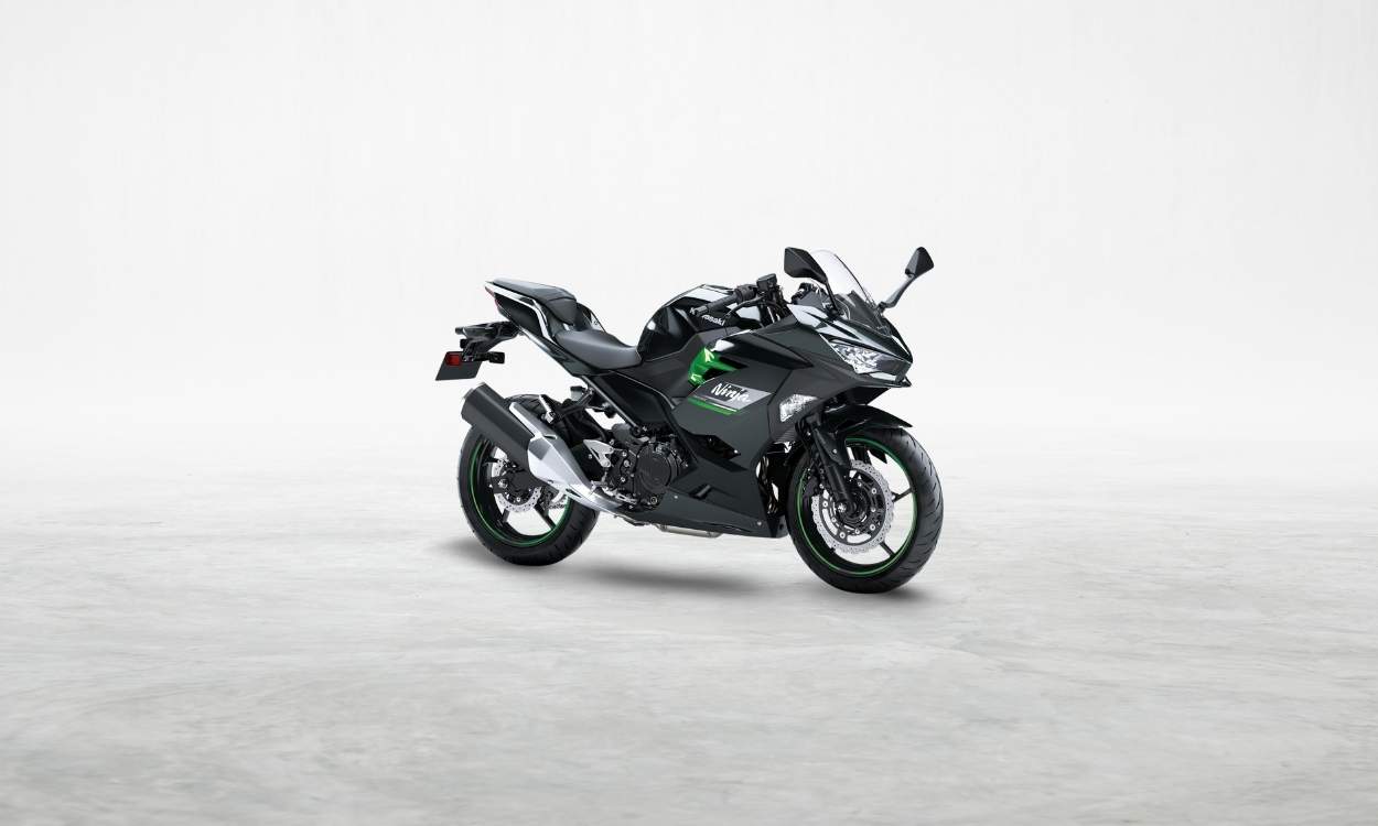 Kawasaki Ninja 400 Price 22 Mileage Specs Images Of Ninja 400 Carandbike Kawasaki Ninja 400 Price 22 Mileage Specs Images Of Ninja 400 Carandbike
