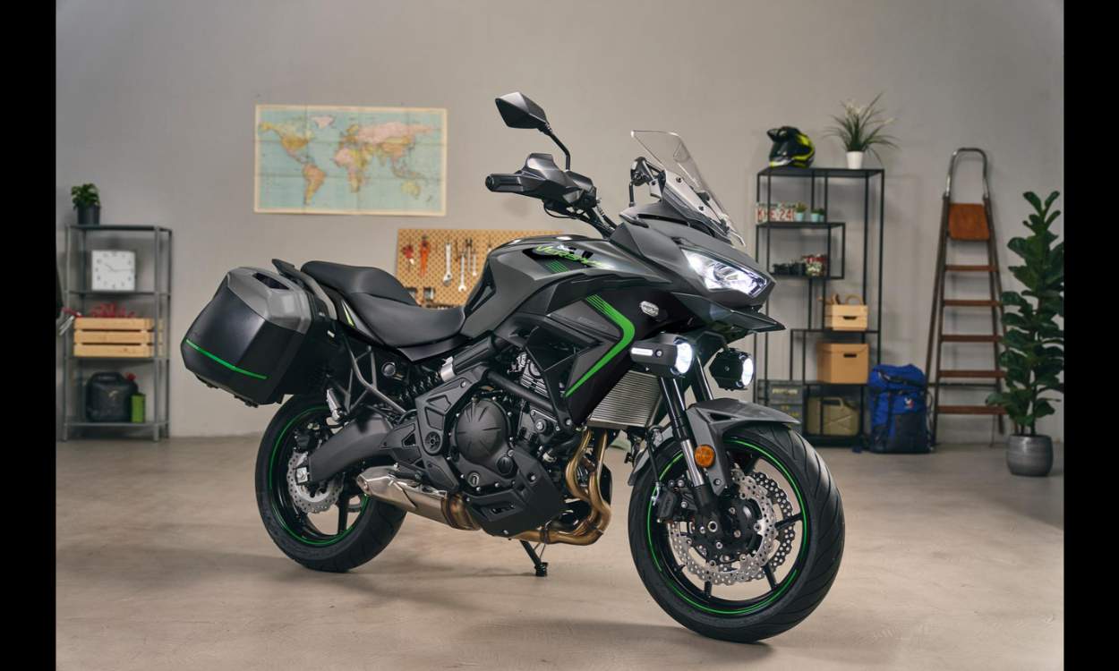 Kawasaki Versys 650 Price, Mileage, Colours, Specs, Images, Reviews