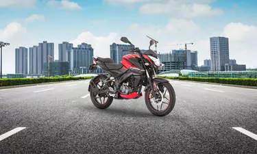 Get Compare Bajaj Pulsar Ns160 Vs Tvs Ntorq 125 Vs Honda Cb Unicorn For Android Free Wallpaper Compare Bajaj Pulsar Ns160 Vs Tvs Ntorq 125 Vs Honda Cb Unicorn Desktop Wallpaper Free