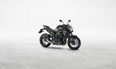 Sports Kawasaki Z900 Sports Bike,price starts at Rs.7,69,900 Sports Kawasaki Z900 Sports Bike