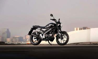 Yamaha Mt 15 Bs6 Price 22 Mileage Specs Images Of Mt 15 Carandbike Yamaha Mt 15 Bs6 Price 22 Mileage Specs Images Of Mt 15 Carandbike