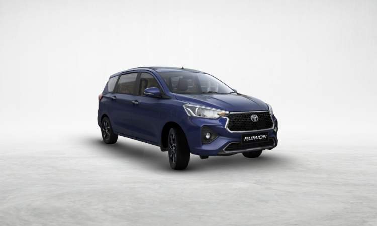 Toyota Rumion 2023 Car Price in India, Launch Date, Interior, Specs ...