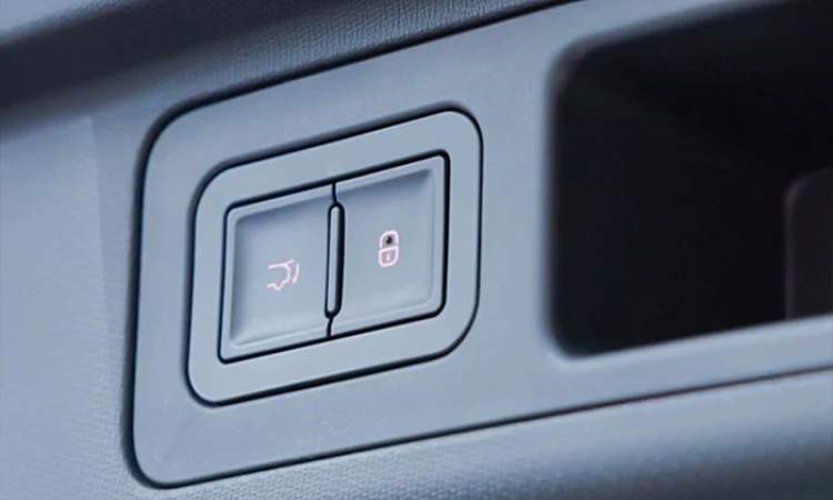 One-touch open / close tailgate