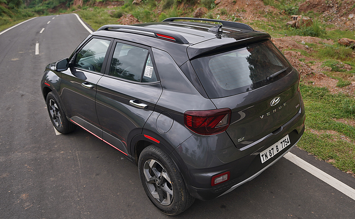 Hyundai Venue Price Venue in India Price, Interior, Mileage CarandBike