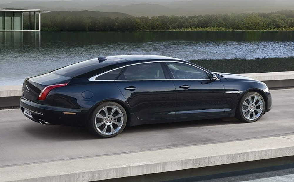 Jaguar-Cars-Price-in-India---New-Car-Models-2020,-Images-...