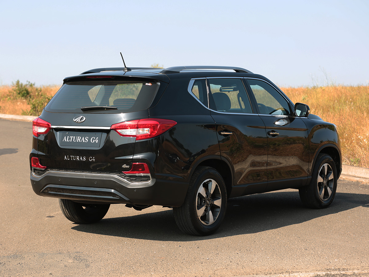 mahindra-alturas-g4-price-in-shimoga-check-on-road-price-of-alturas