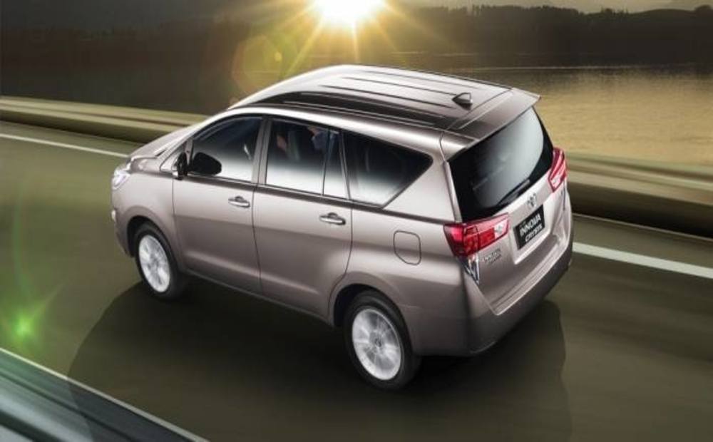 Innova Crysta Price in Bangalore - Check On Road Price of Toyota Innova ...
