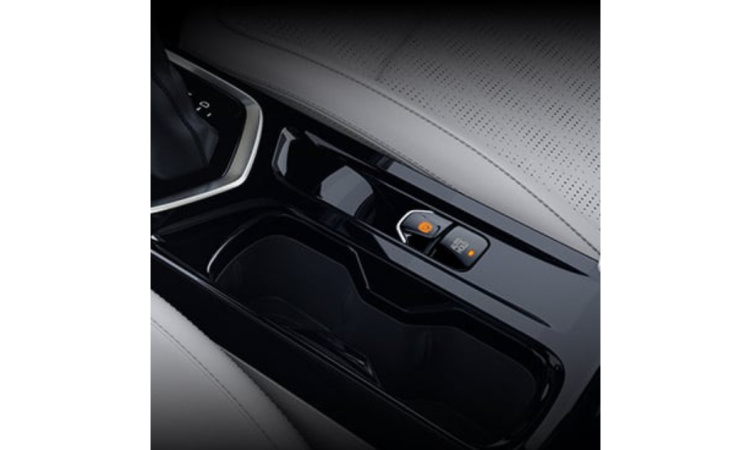 First in segment EPB with auto hold