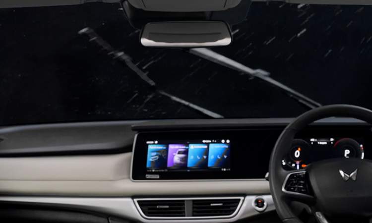Rain & Speed Sensing Wipers