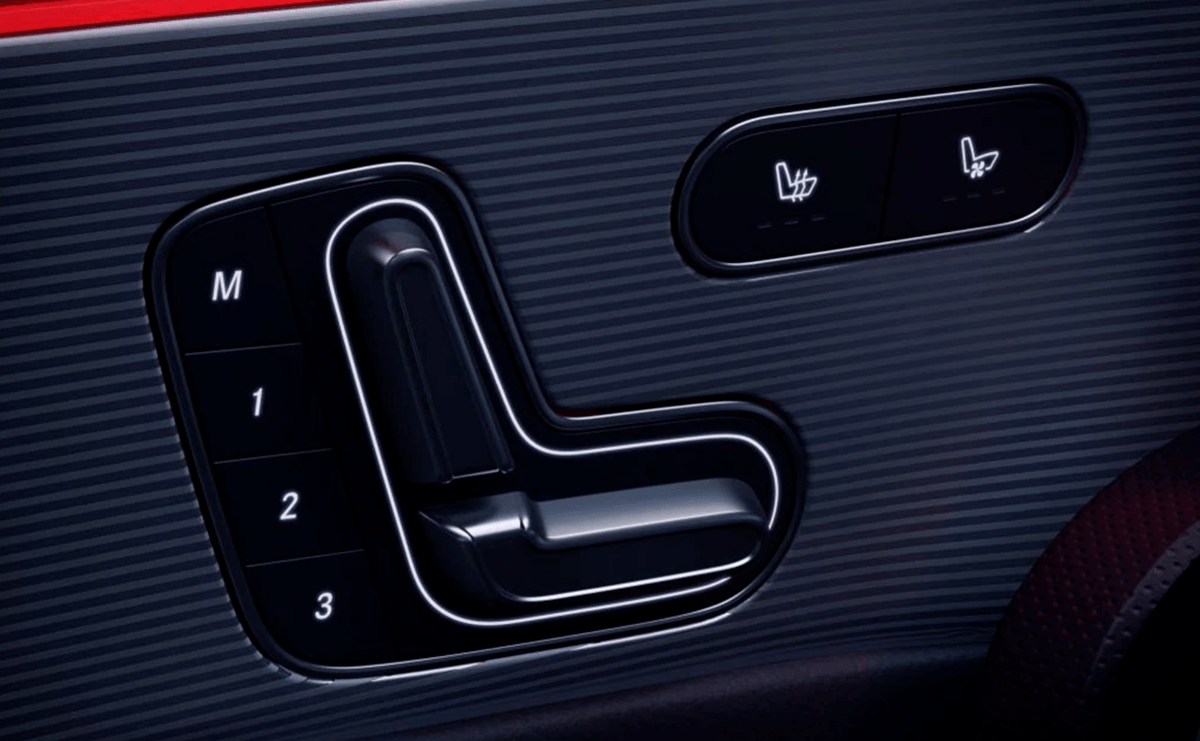Memory function with electrically adjustable seats