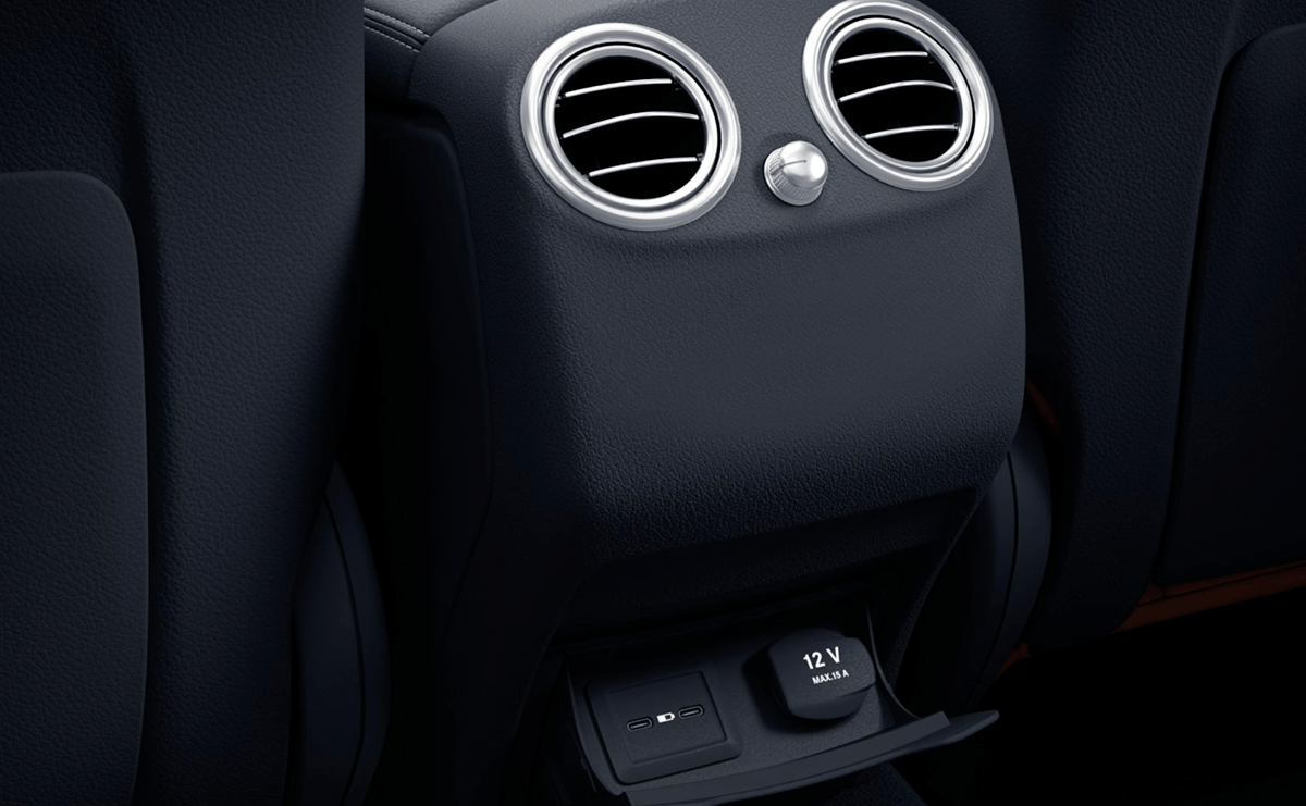 MercedesBenz GLC Price in India 2022 Images, Mileage & Reviews