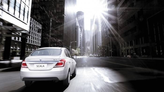 Renault Scala Rxl Petrol At Price Specs And Features