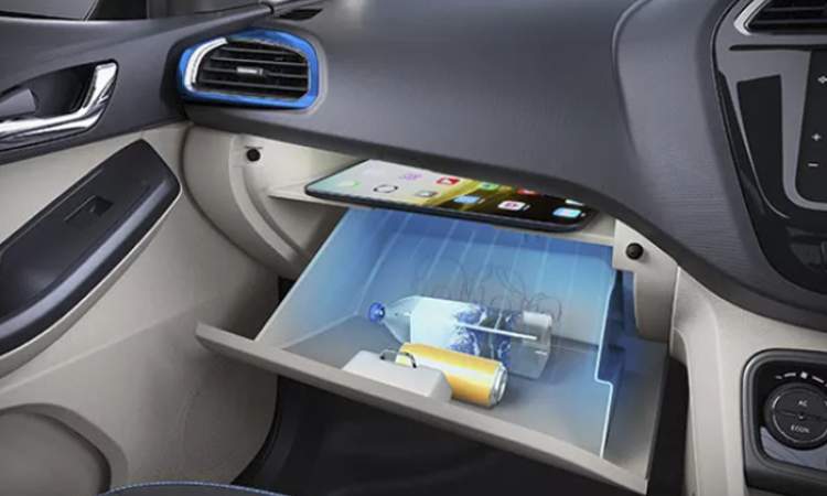 Cooled Glovebox with Tablet Storage Space