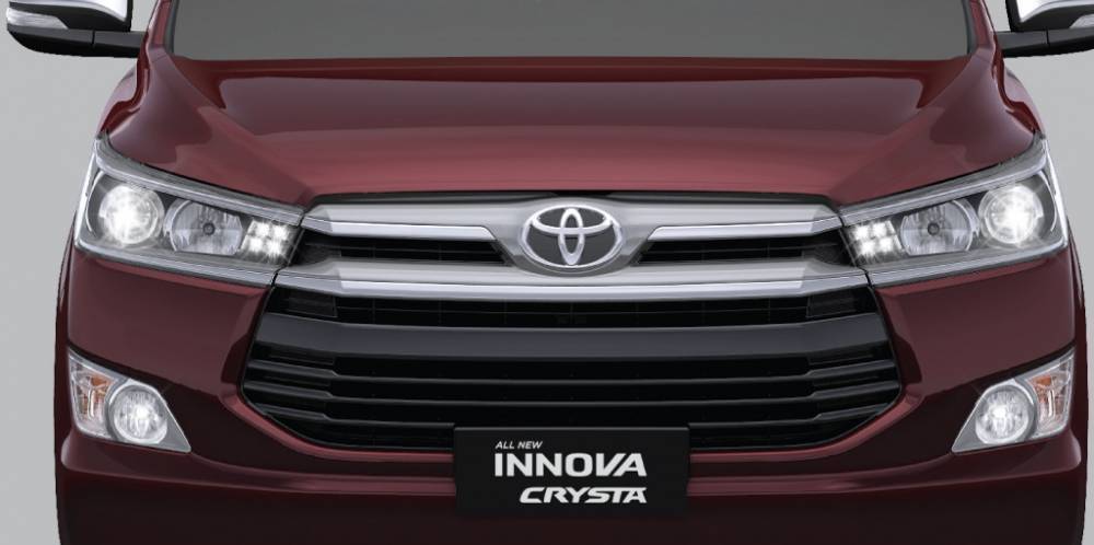 Innova Crysta New Model Images