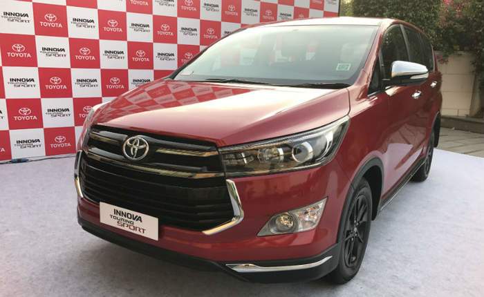 Toyota Innova Crysta 2 4 Vx Mt 7 Seater Price Specs And Features