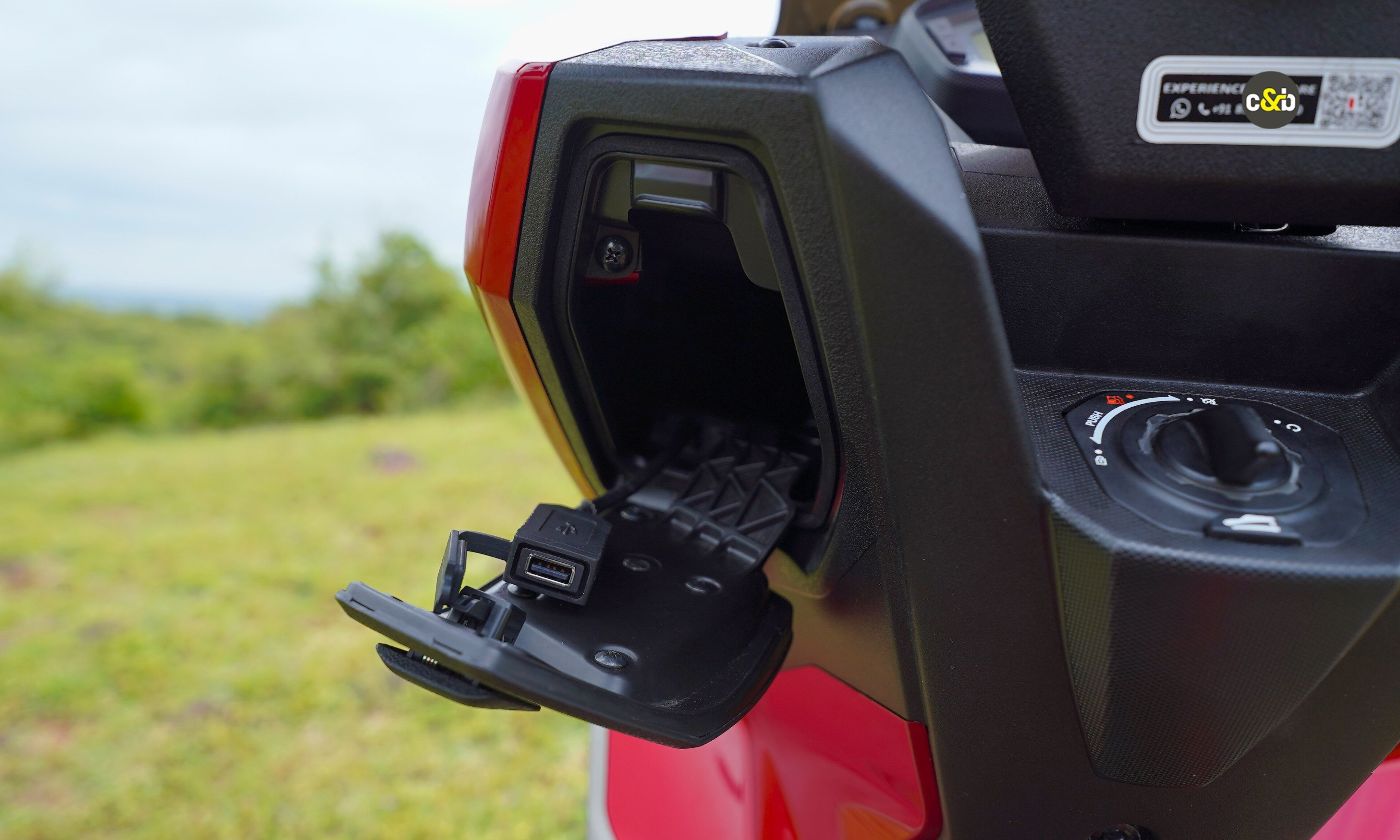 2025 Hero Xoom 160 red m36
