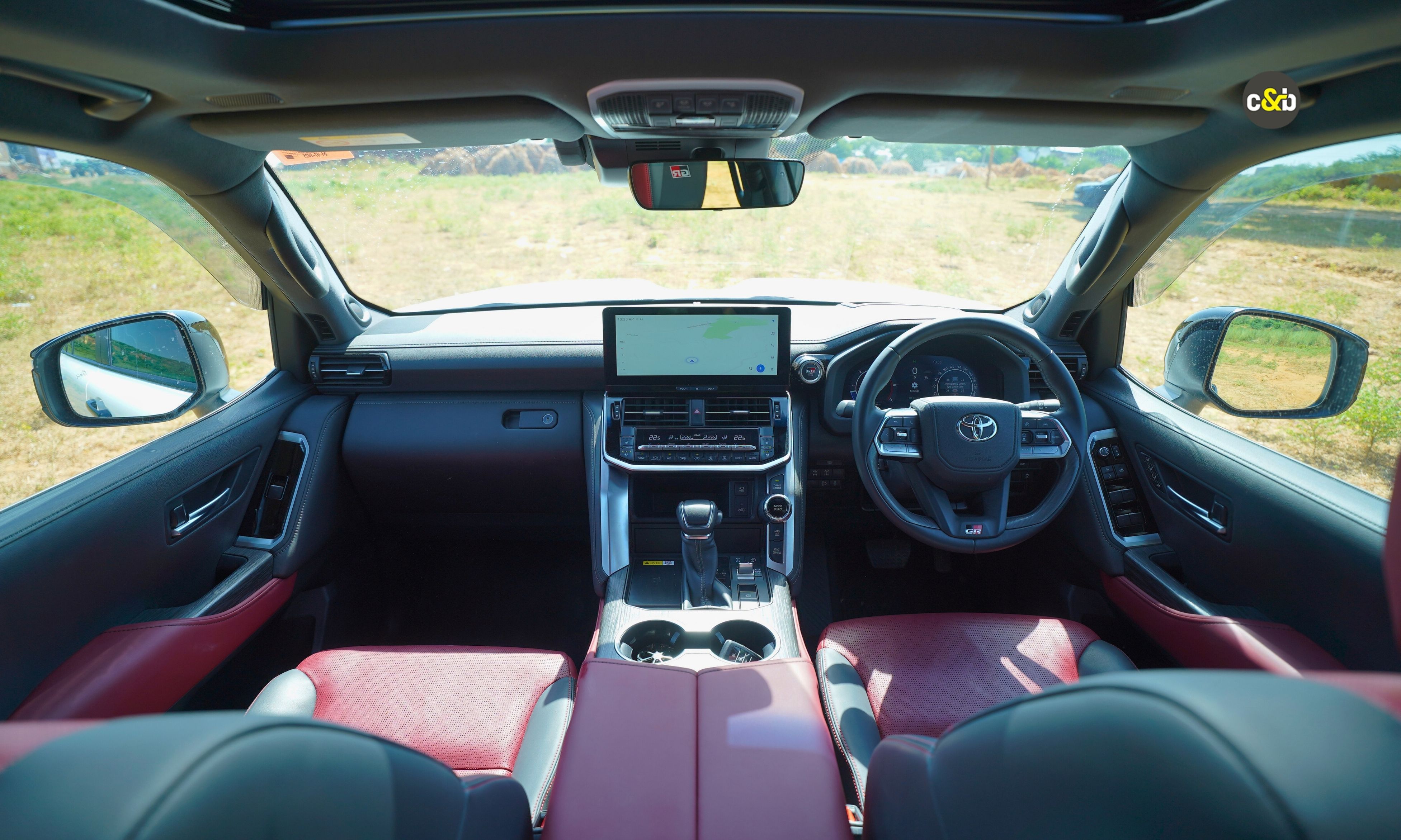 2025 Toyota Land Cruiser 300 GR Sport m20