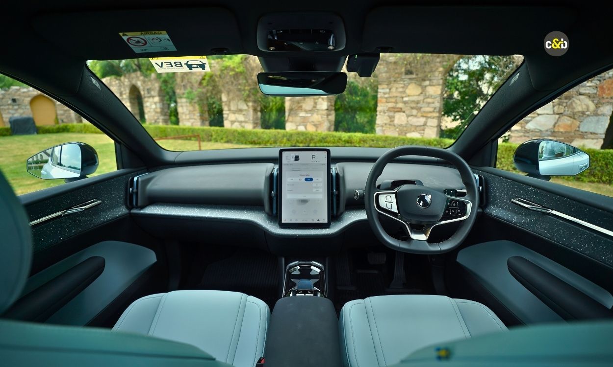 2025 Volvo EX 30 m21