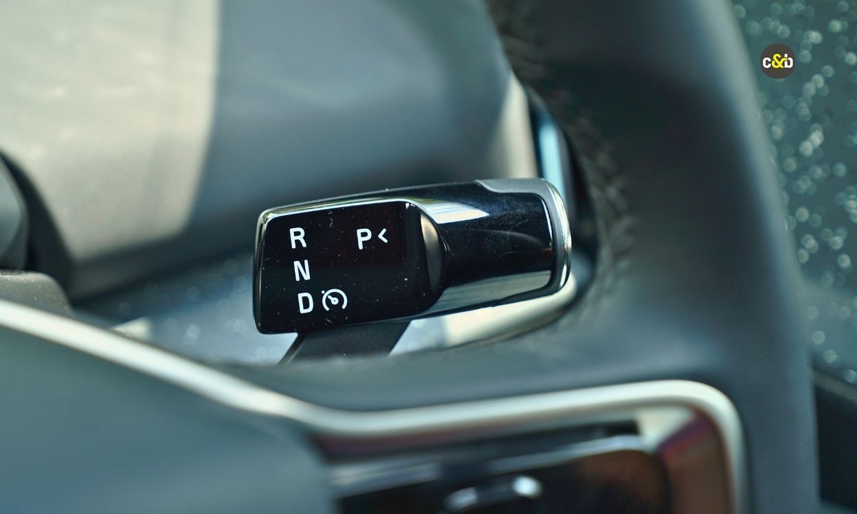 2025 Volvo EX 30 m24