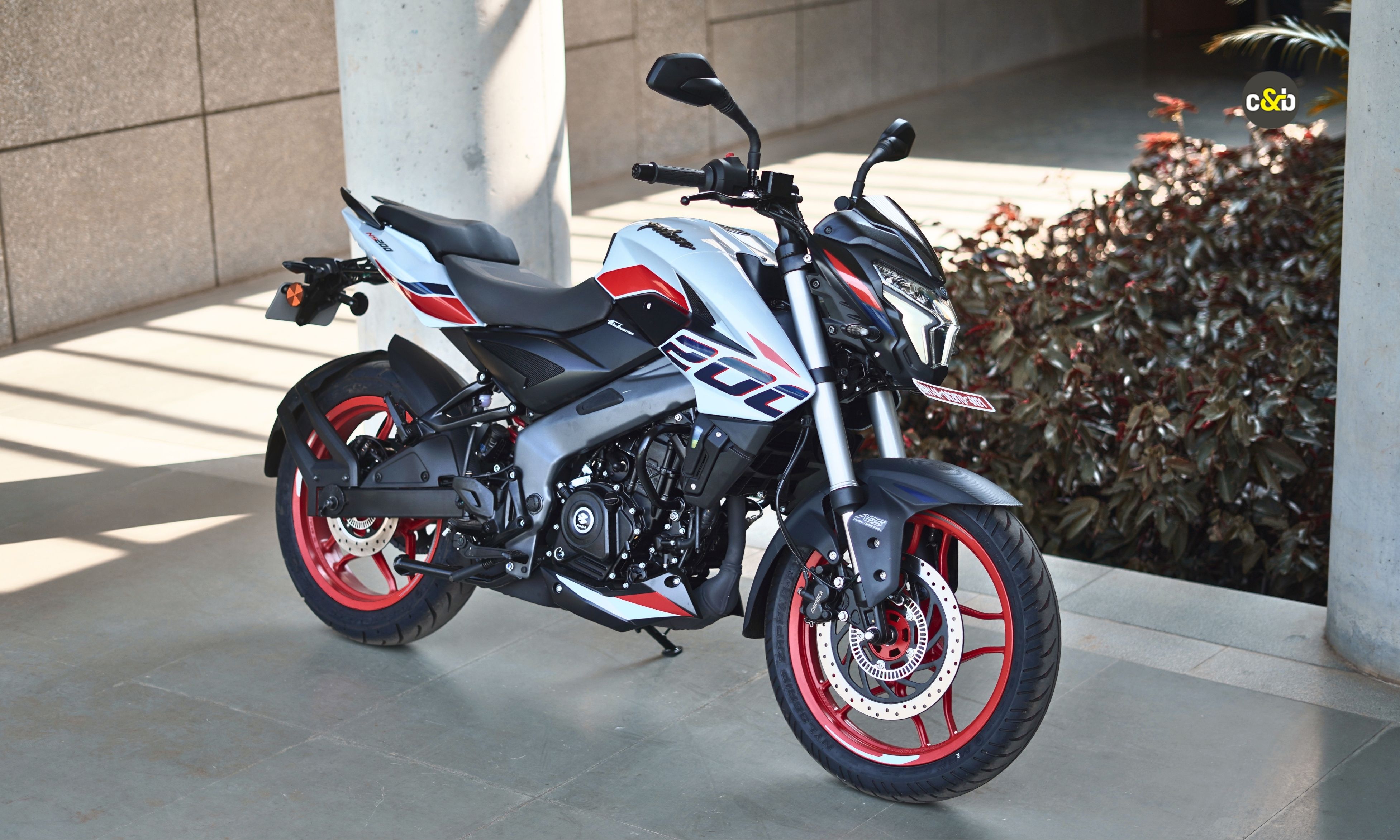New Bajaj Pulsar NS200: Top 5 Highlights Of The Updated Streetfighter