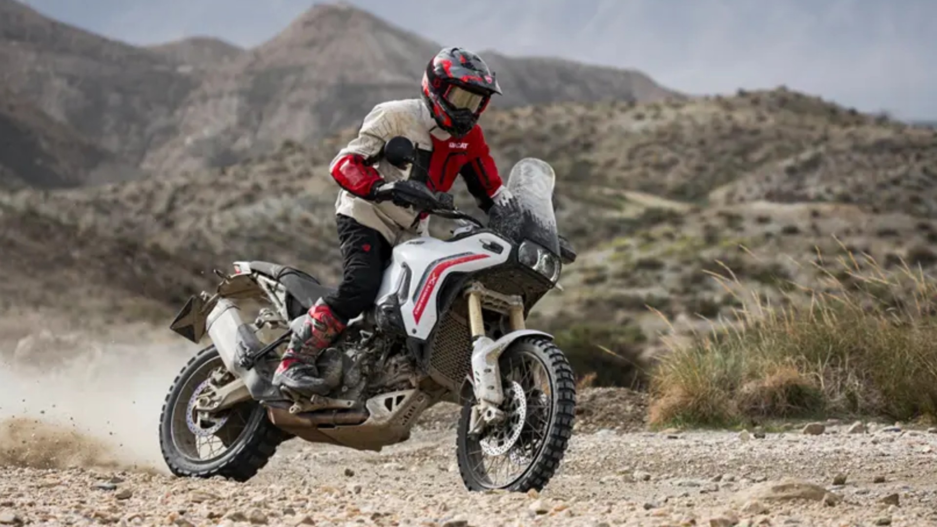 2026 Ducati Desert X V2 m6
