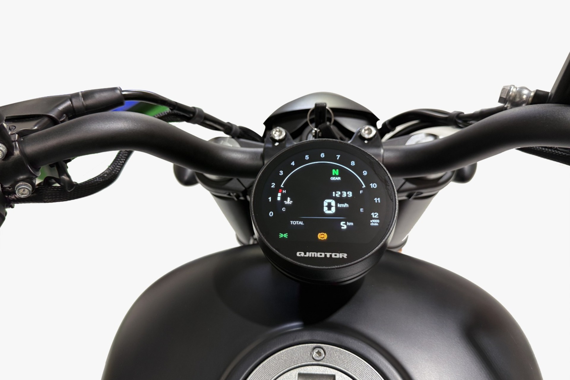 2026 QJ Motor SRV 300 m4