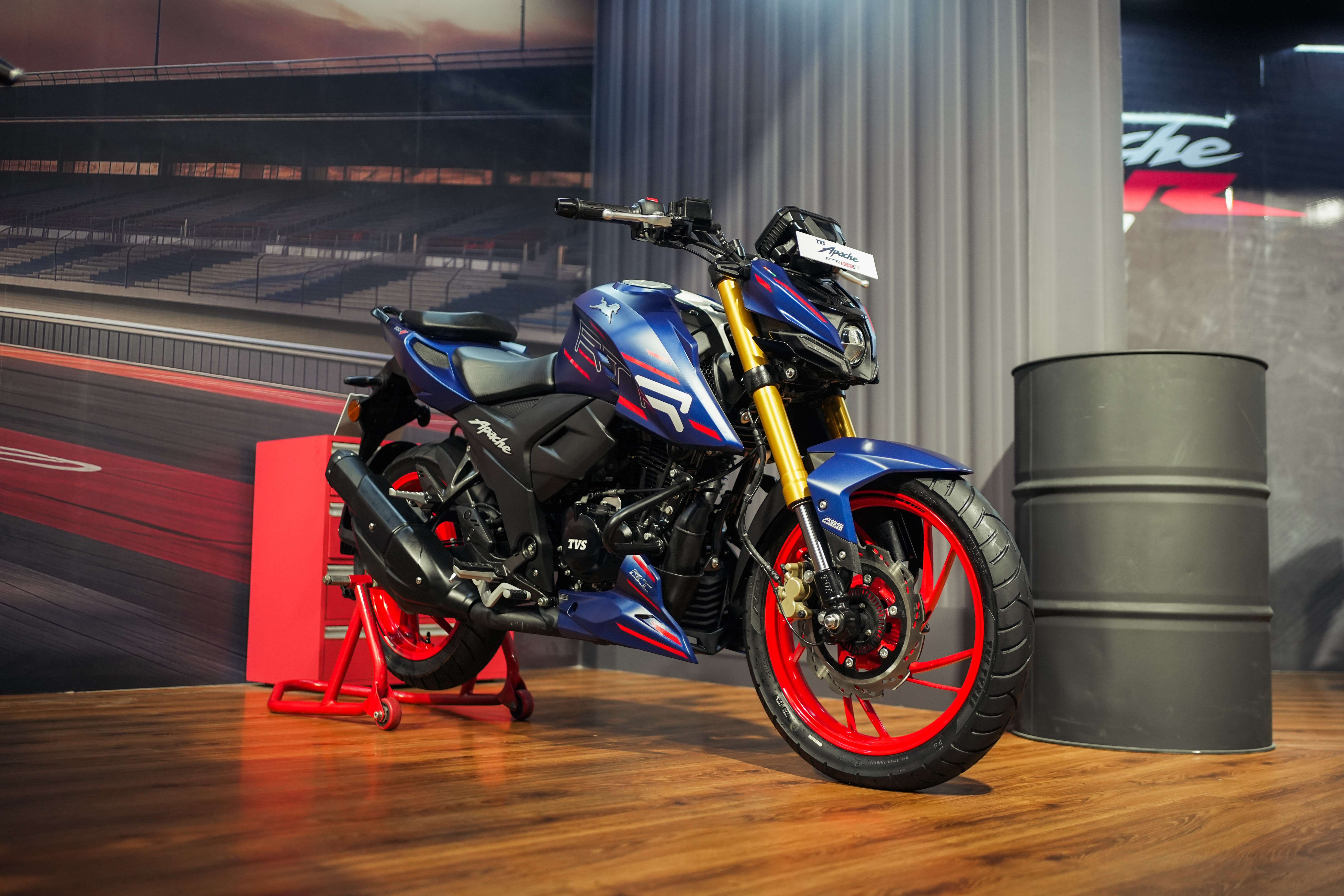 2026 TVS Apache RTR 200 4V: Top 5 Updates