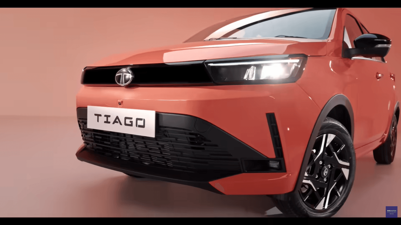 2026 Tata Tiago Facelift Revealed Carandbike 3
