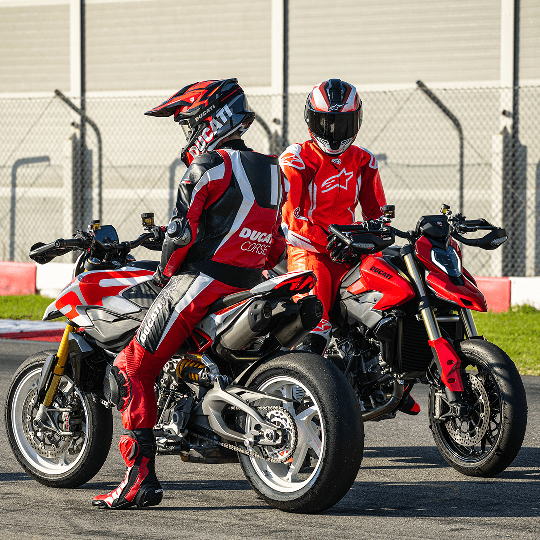 2027 Ducati Hypermotard V2 m4