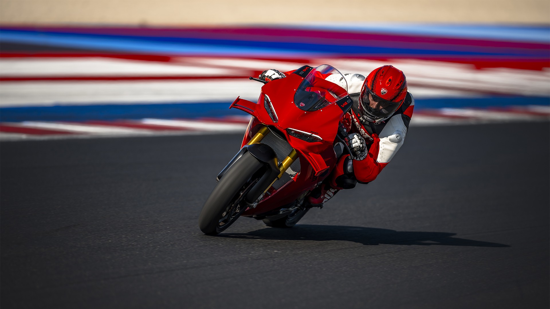 2027 Ducati Panigale V4 m2