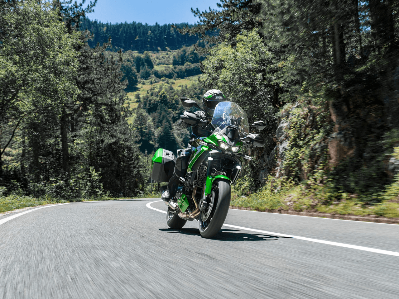 2027 Kawasaki Versys 900 m2
