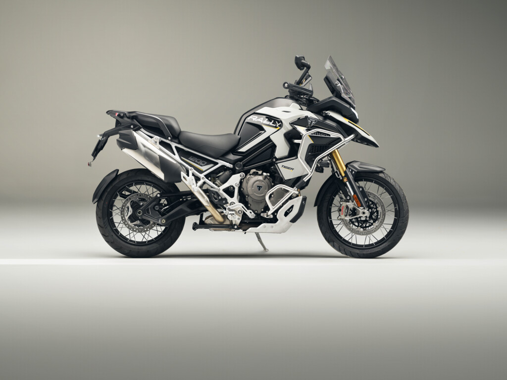 2027 Triumph Tiger 1200 Rally Explorer m1