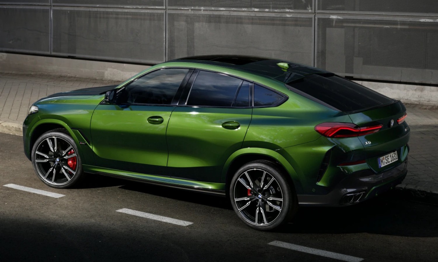 BMW X6 M60i 2