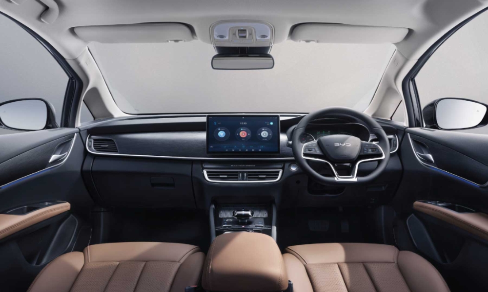 BYD e Max 7 1