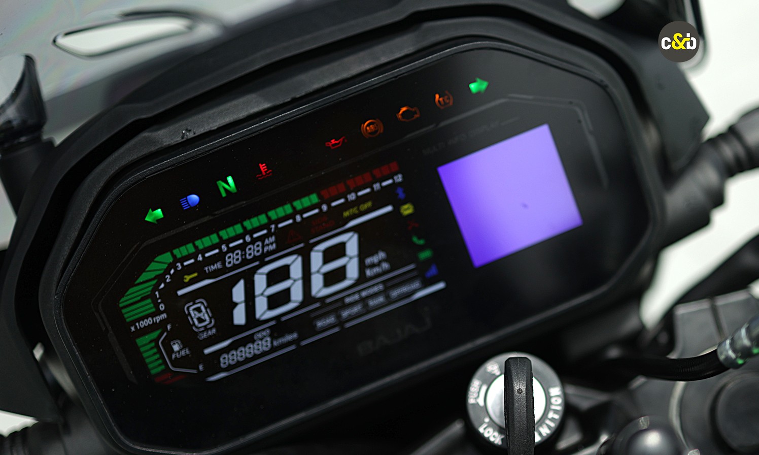 Bajaj Dominar 350 16 jpg