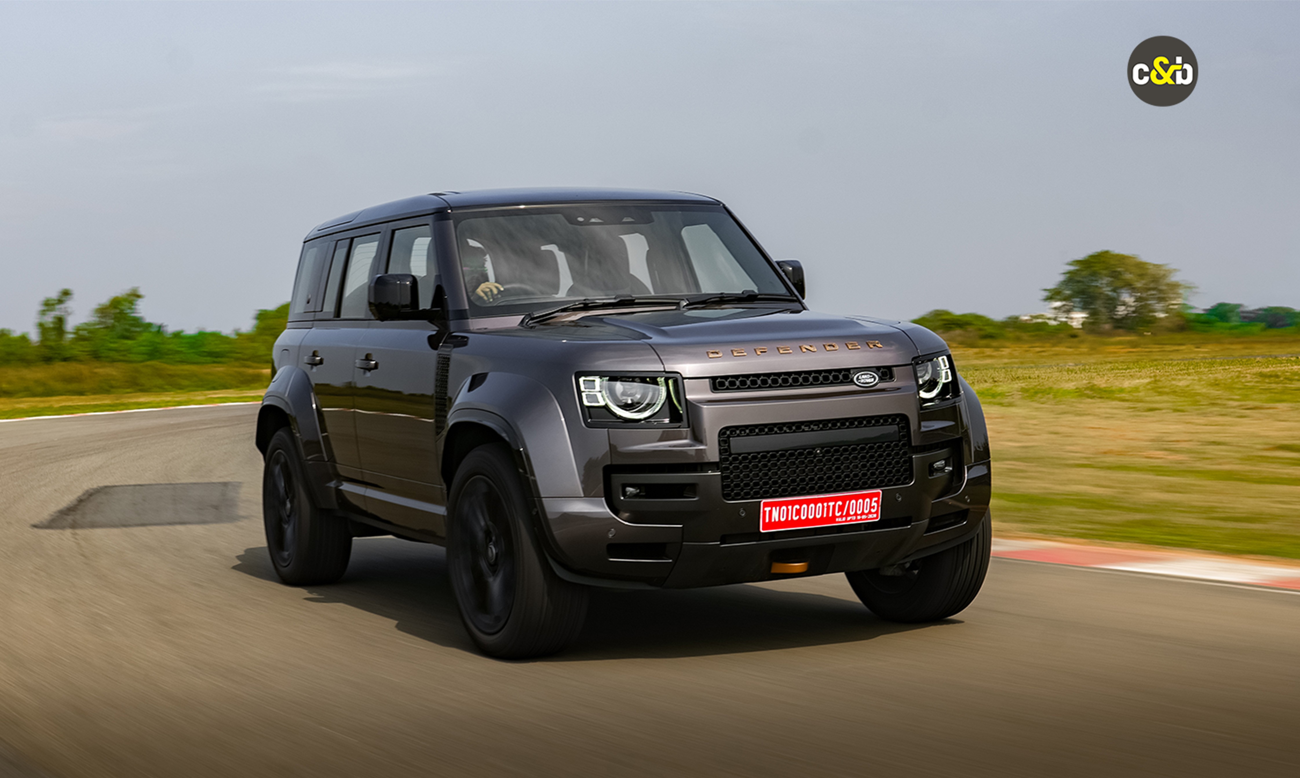 Defender Octa Jury Round Cars 44
