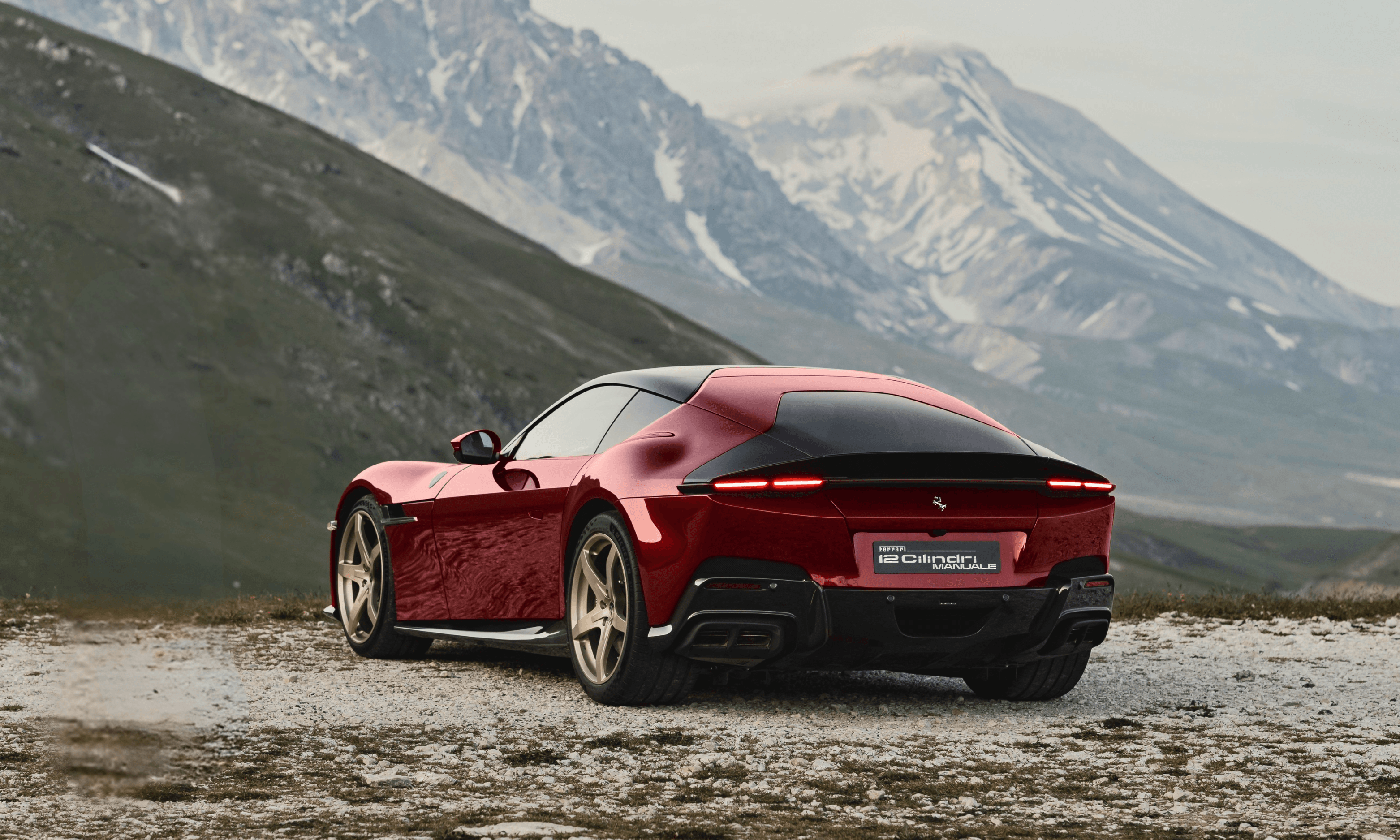Ferrari 12 Cilindri Manuale 4