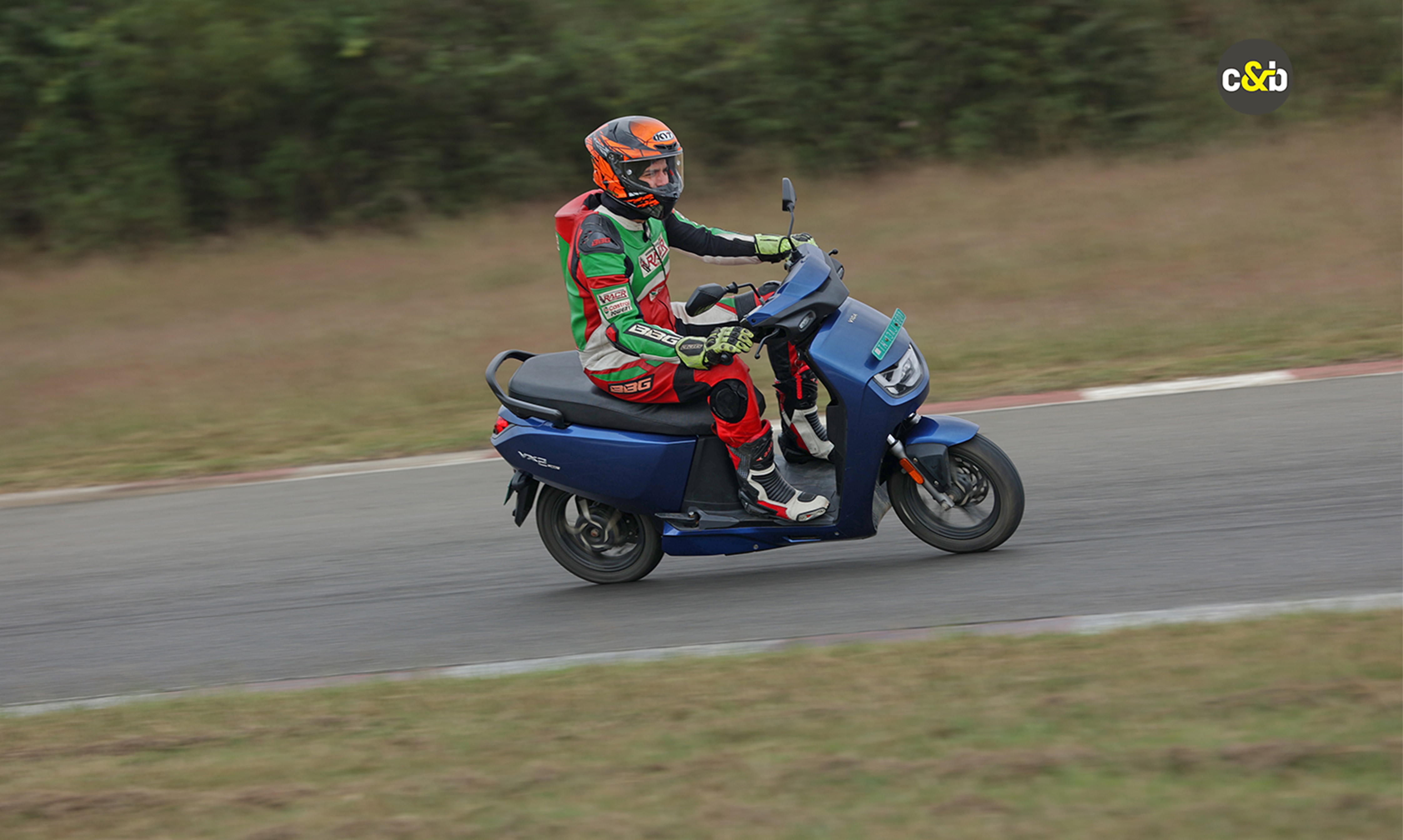 Hero Vida VX 2 carandbike awards 2026 1