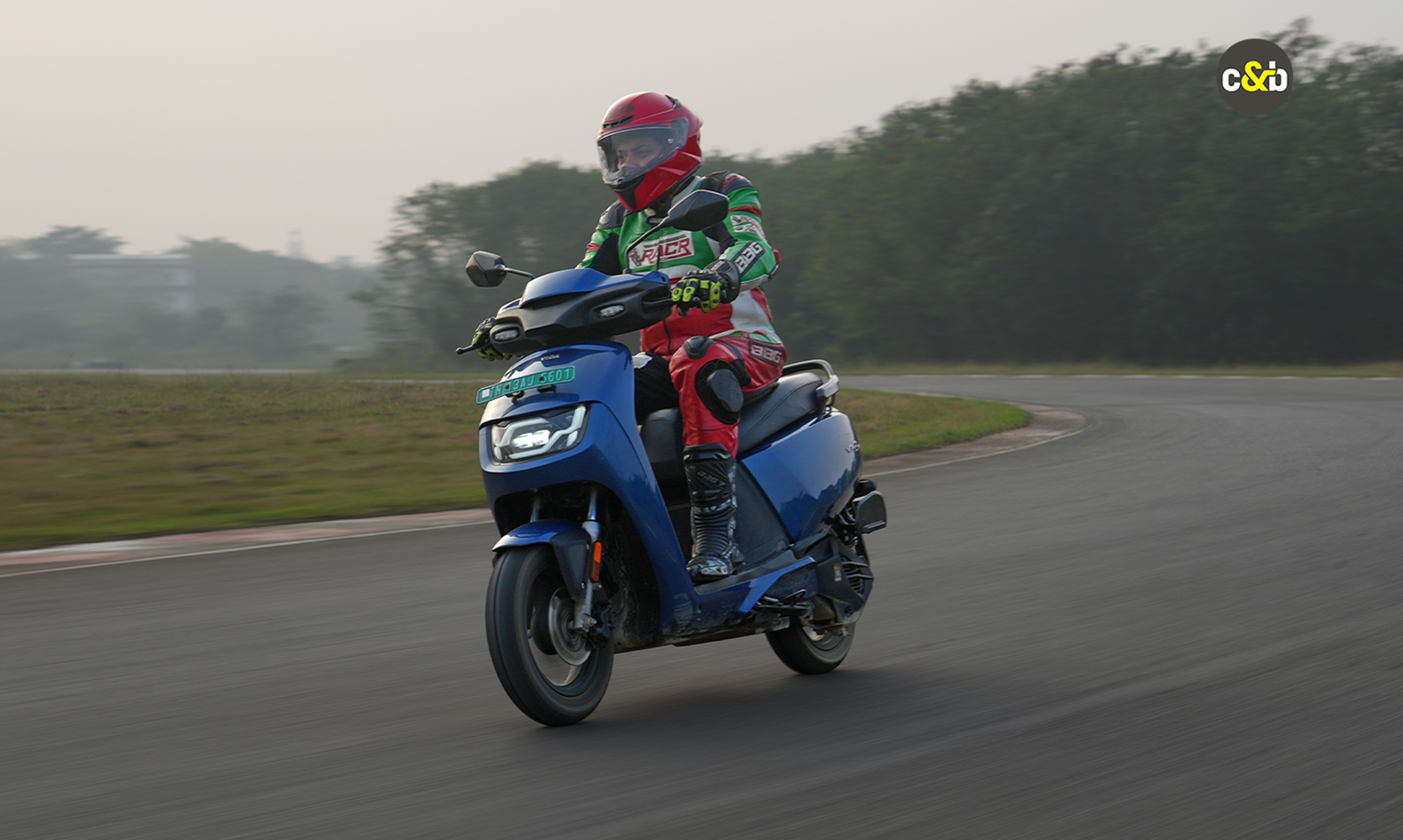 Hero Vida VX 2 carandbike awards 2026 2