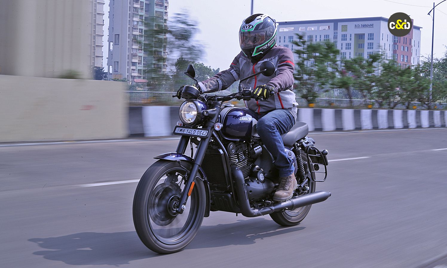 Jawa 42 32 f1c011d1c6